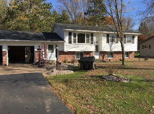 3120 Monica Ln, Plover, WI 54467