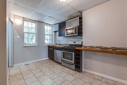 2013 Gregory St S Photo 1