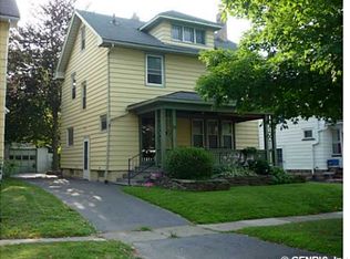 73 Edgeland St, Rochester, NY 14609