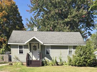 305 N 7th St, Coleman, MI 48618