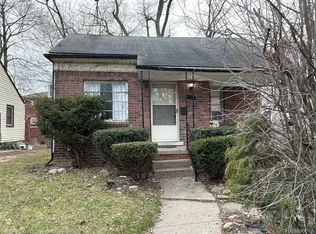 1125 Dover Rd, Pontiac, MI 48341