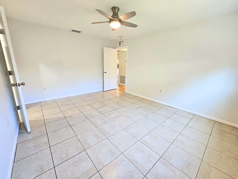 5417 Desoto Pl — Photo 12
