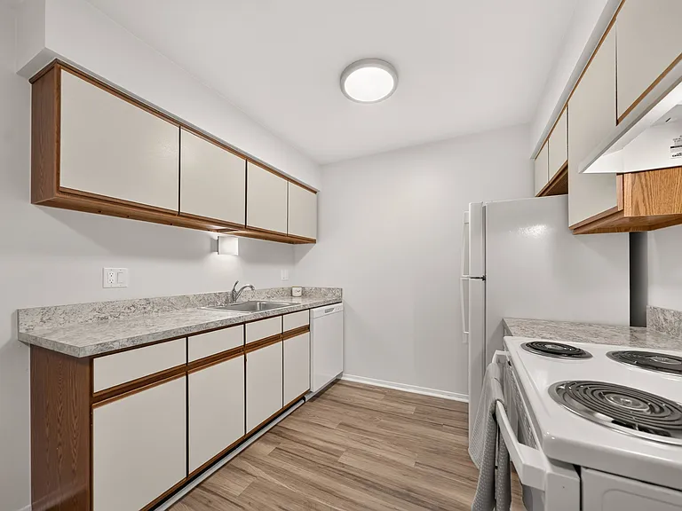 Cozy Kitchen at Lakeside Village Apartments in Clinton Township, MI