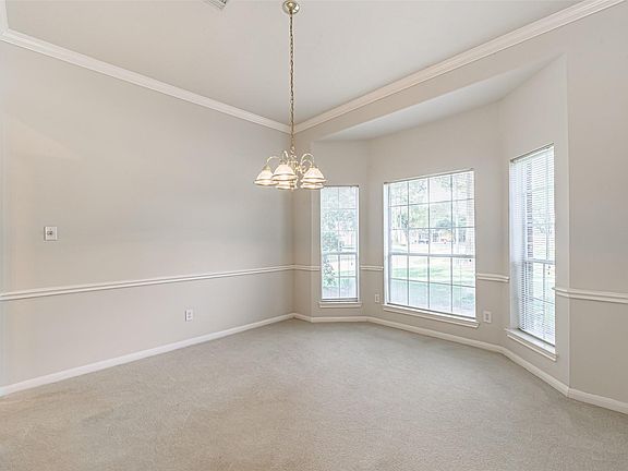4th image of 15802 Heartwood Way