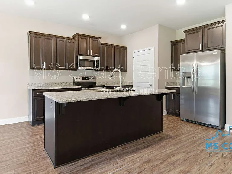10536 Sweet Bay Dr — Photo 9