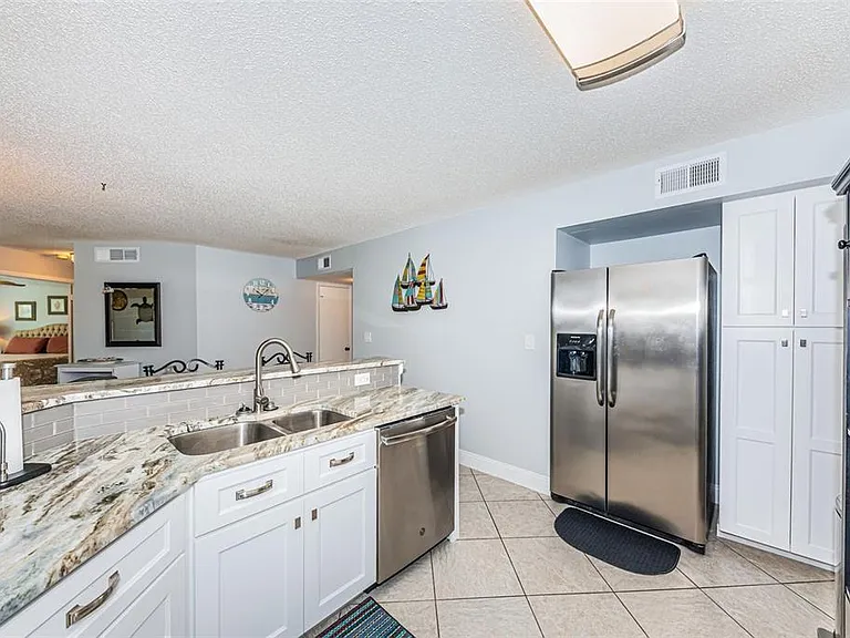 6000 Bahia Del Mar Cir #130 — Photo 8