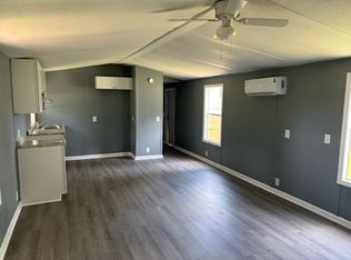 163 Storey Acres Rd, Spring Lake, NC 28390