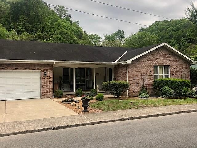 1st image of 171 Myra Barnes Ave