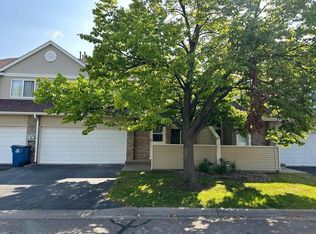 1241 Pecks Woods Turn #1241, Saint Paul, MN 55112
