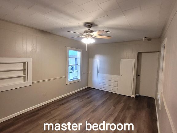 5th image of 217 N Railroad St