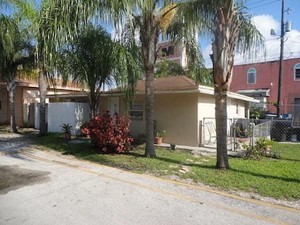 3901 NW 37th Ave, Miami, FL 33142 | Zillow