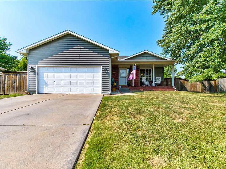 1st image of 524 E Plumwood Dr