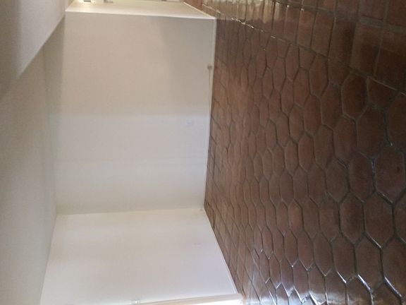 4th image of 2401 S Kathleen Ave