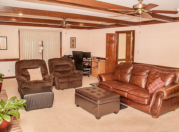 4th image of 3809 Mansfield Dr