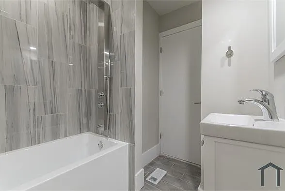 1705 Spruce St #2 — Photo 7