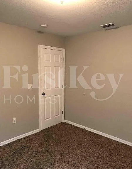 6342 Hampton Pointe Cir — Photo 32