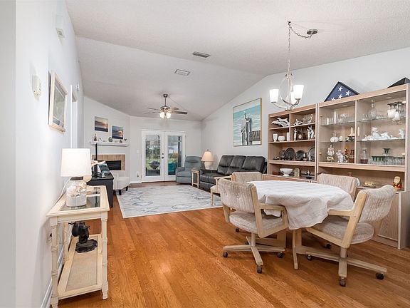 2nd image of 201 N Marsh Cove Ln