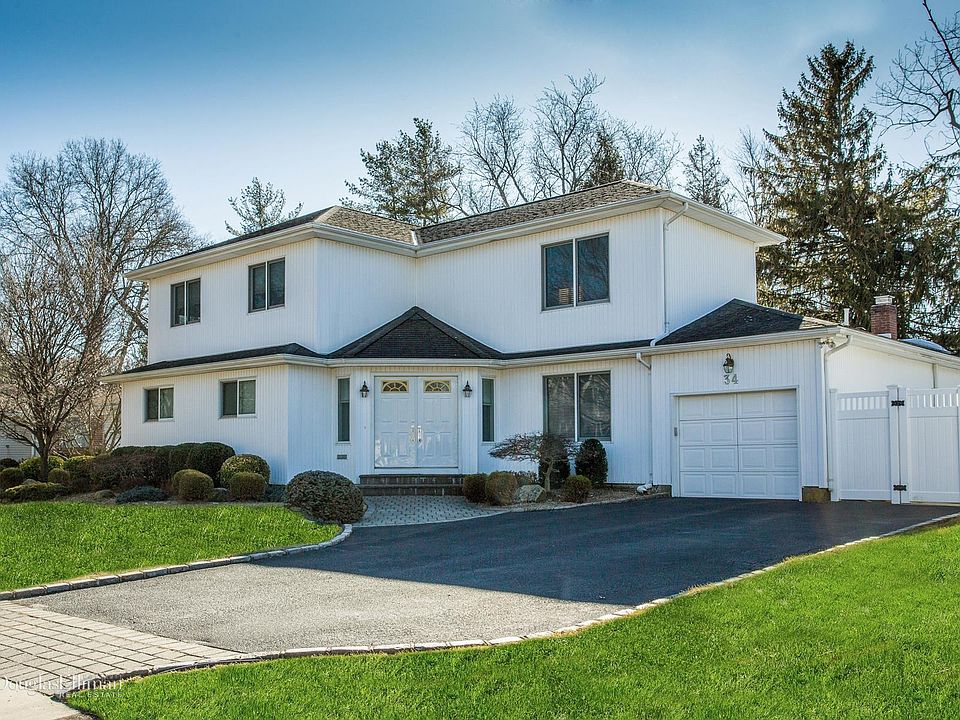 1st image of 34 Ivy Dr