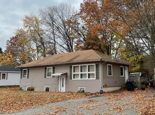 625 S Main St, Nashua, NH 03060