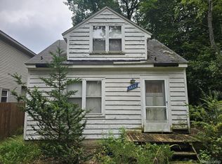 1450 Wren St, Wixom, MI