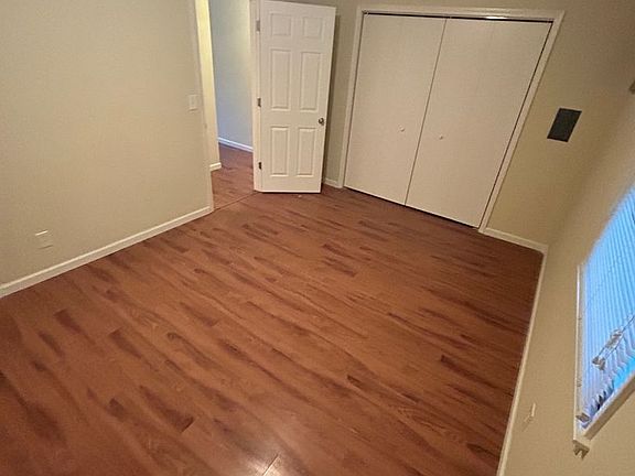 3rd image of 1403 Brimm St APT 4