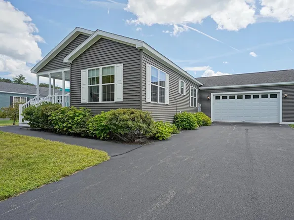 39 Aspen Way, North Hampton, NH 03862