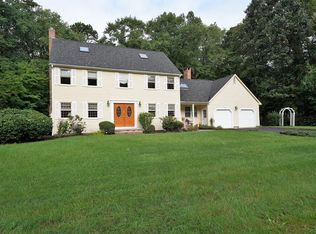 52 Norton Rd, North Attleboro, MA 02760