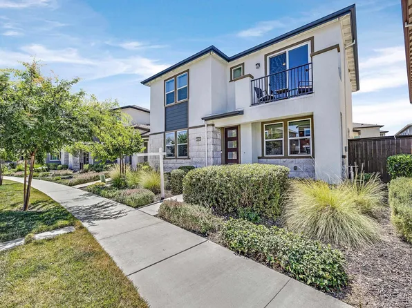 2893 Honey Opal Ave, Sacramento, CA 95833