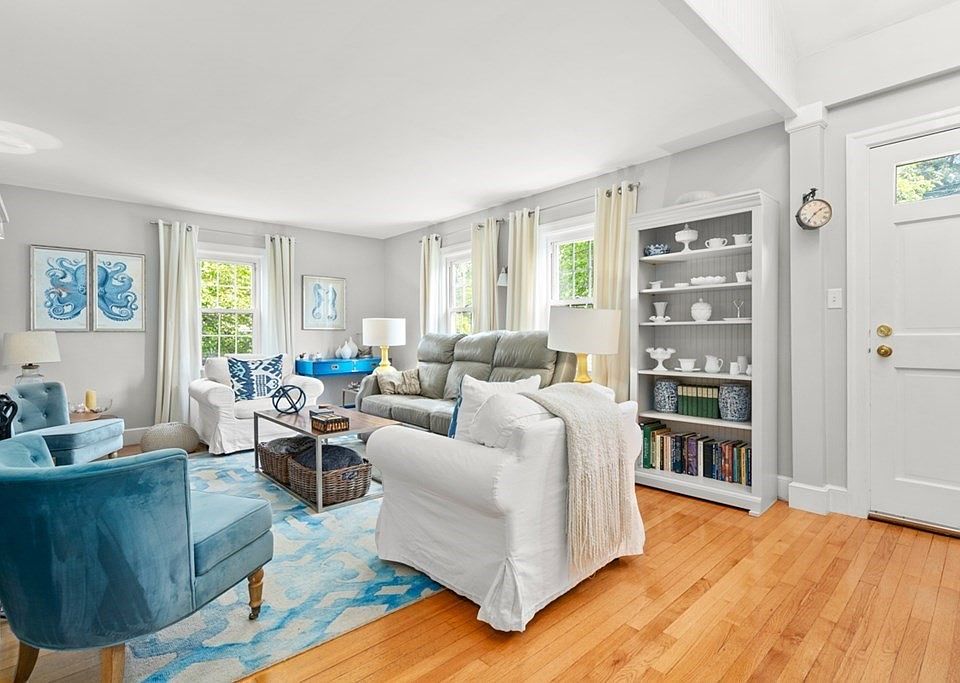 420 Essex St, Beverly, MA 01915 Zillow