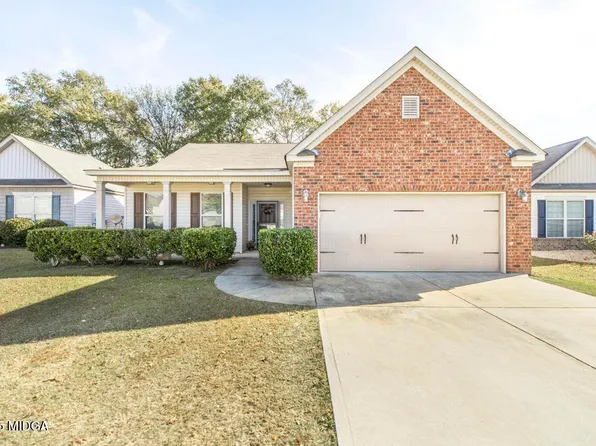 135 Abelia Ln, Byron, GA 31008
