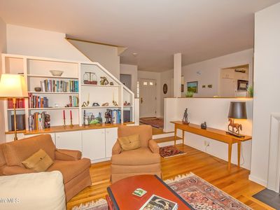 1136 Barker Rd Unit 18, Pittsfield, MA, 01201