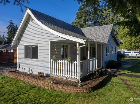8610 24th Avenue E, Tacoma, WA 98445