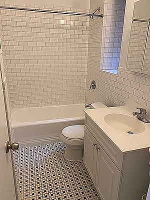 5th image of 516 E 80th St APT B