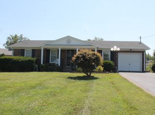 128 Meadowbrook Cir, Bowling Green, KY 42101