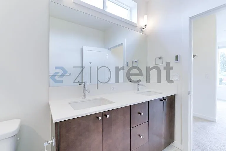 1490 NW 75th St — Photo 17