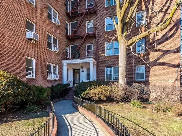 81-15 35th Ave #6B, Queens, NY 11372