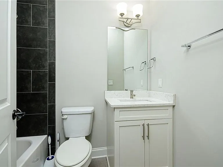 1299 Linden Ct NE — Photo 22