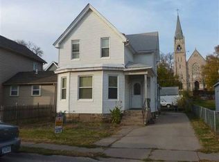406 E 9th St, Davenport, IA 52803