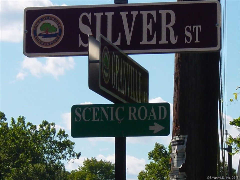 2nd image of 132 Silver St