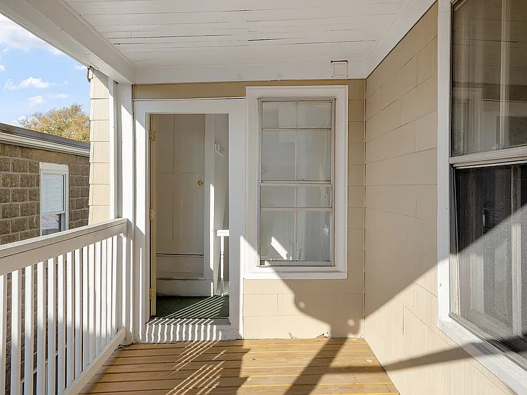 54 Bonair St #1B — Photo 12
