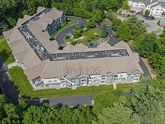 3rd image of 65 Hawthorne Drive #106