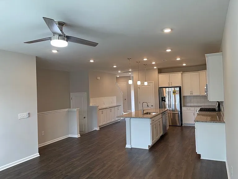 2822 Saltaire Ave — Photo 54