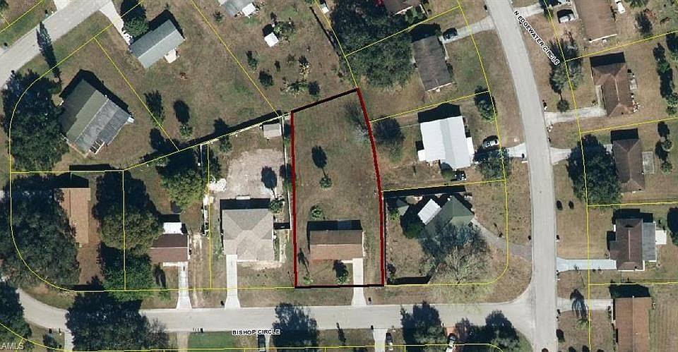 2nd image of 4004 Bishop Cir