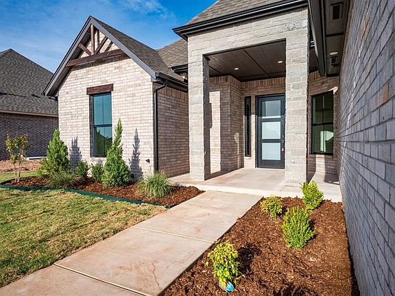 3rd image of 1111 Jozie Way
