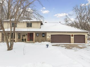 10930 34th Ave N, Plymouth, MN 55441