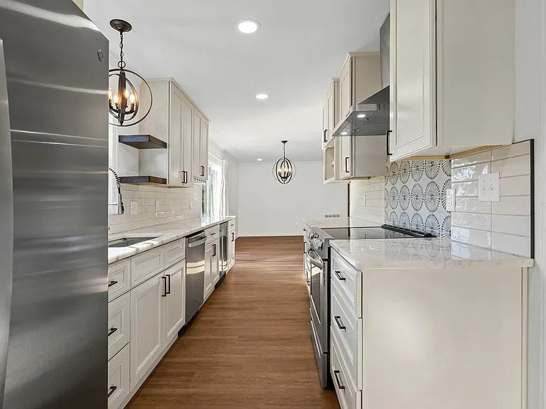 16808 Knoxwood Dr — Photo 11