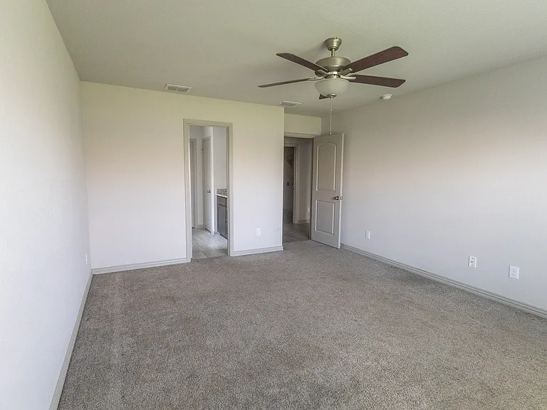 3932 Centerfire Rd — Photo 8
