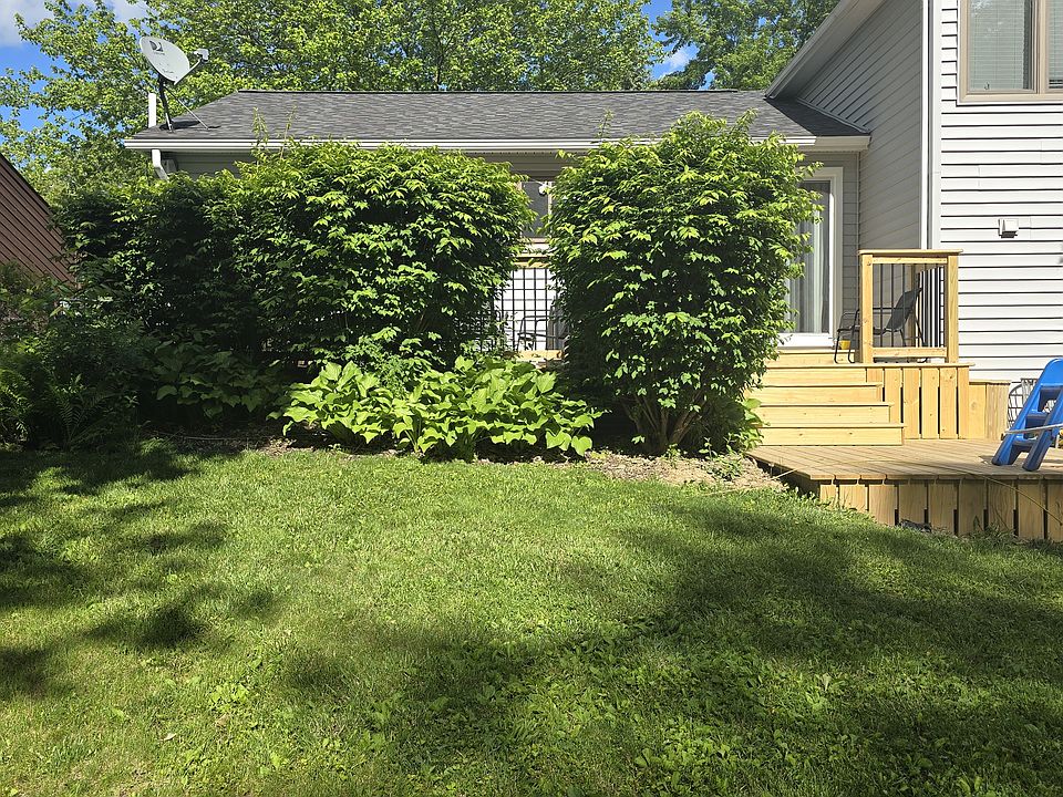 2nd image of 2125 Ardenne Dr
