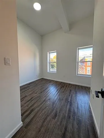 517 Communipaw Ave #3C — Photo 8
