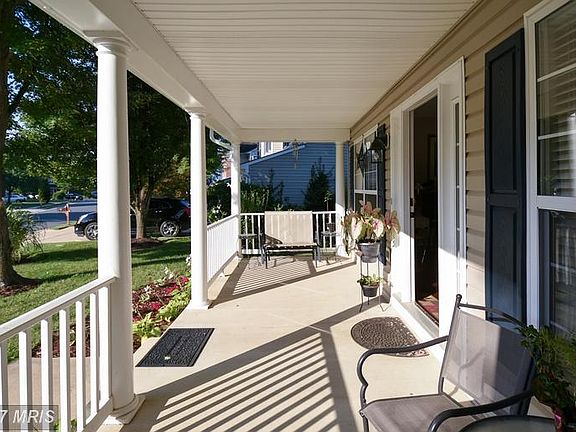 2nd image of 17822 Oyster Bay Ct